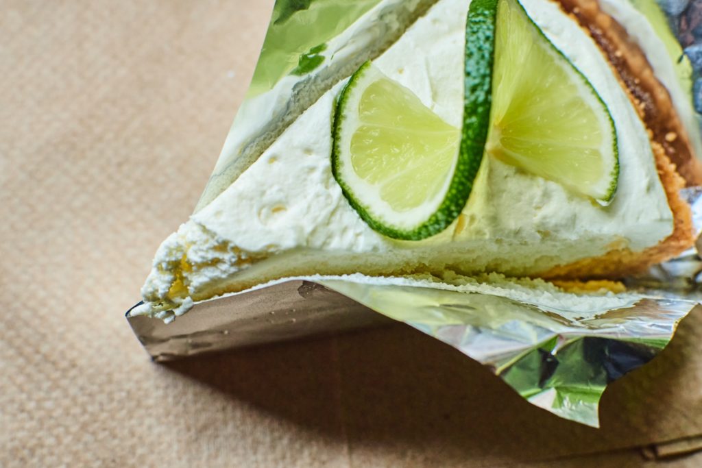 Summer No-Bake Avocado Cheesecake Recipe - mealplays.com